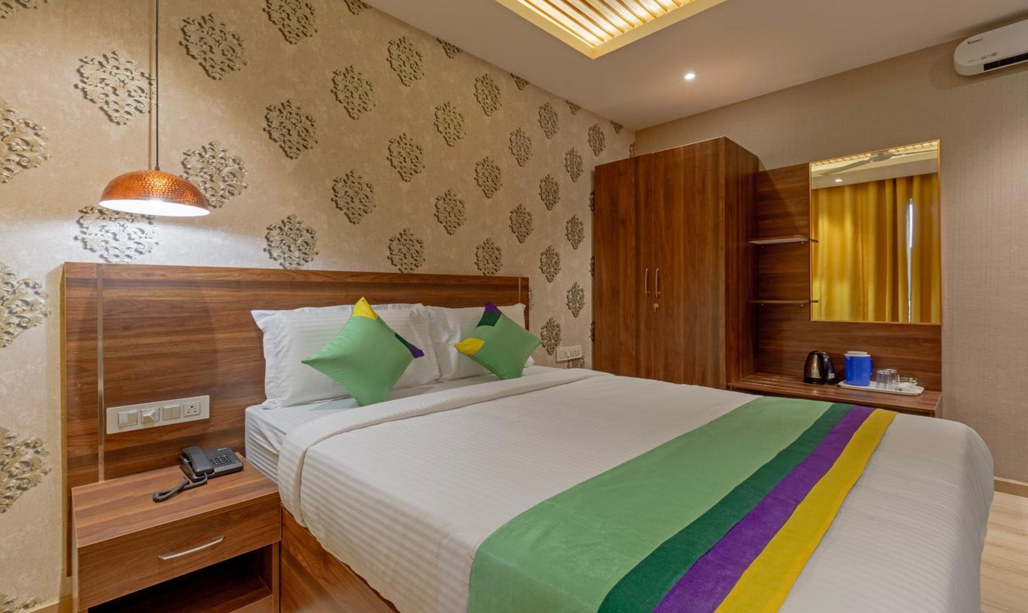 Treebo Windsor Heights Hotel Udagamandalam Exterior photo