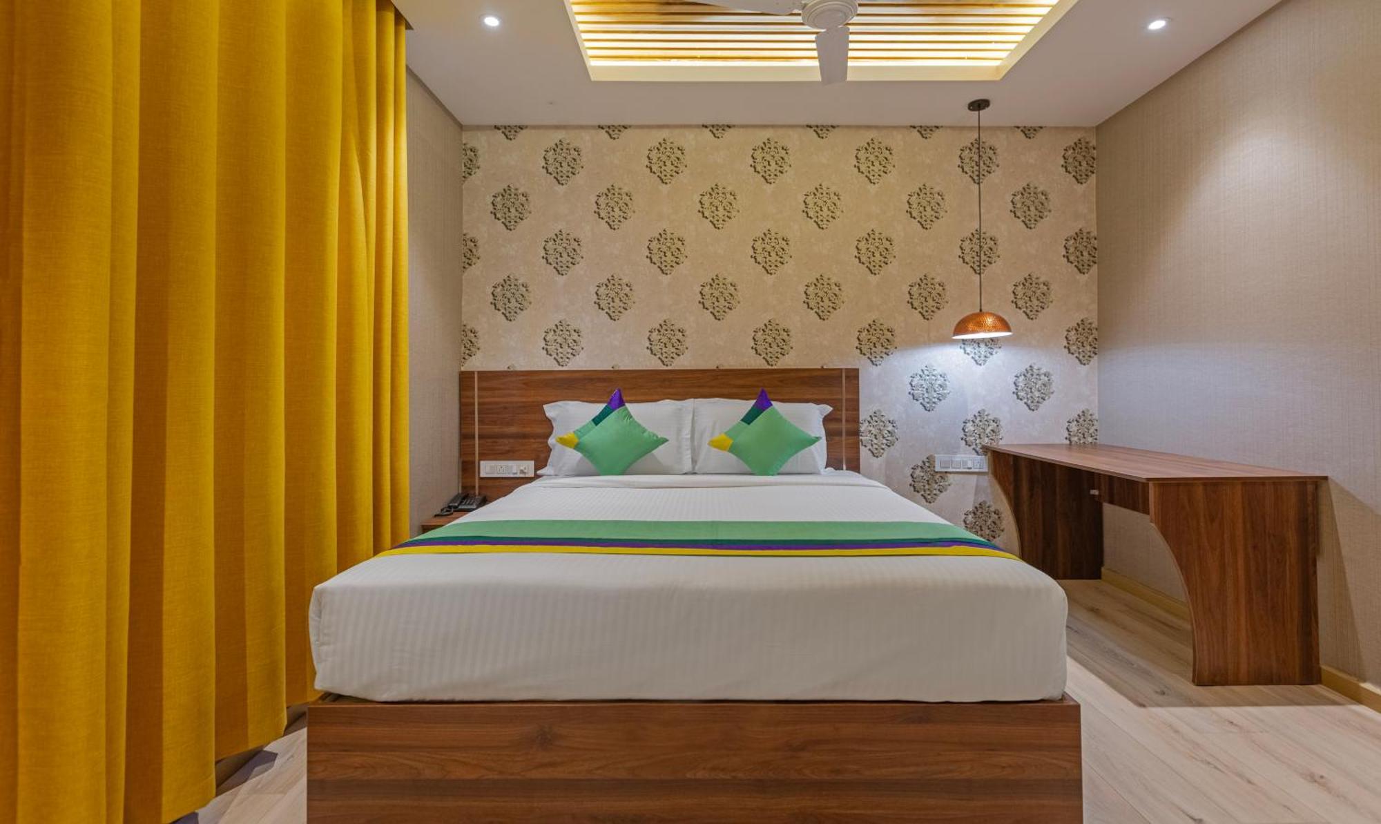 Treebo Windsor Heights Hotel Udagamandalam Exterior photo